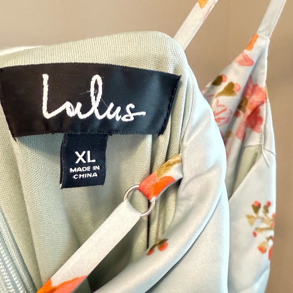 Lulus Still The One Sage Green Floral Print Satin Maxi Dress! Brand new! - Picture 9 of 11